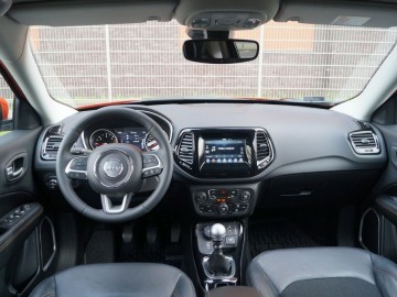 Jeep Compass II 2.0 MultiJet 4x4 MT6 140 KM &ndash; Kolejny w rodzinie